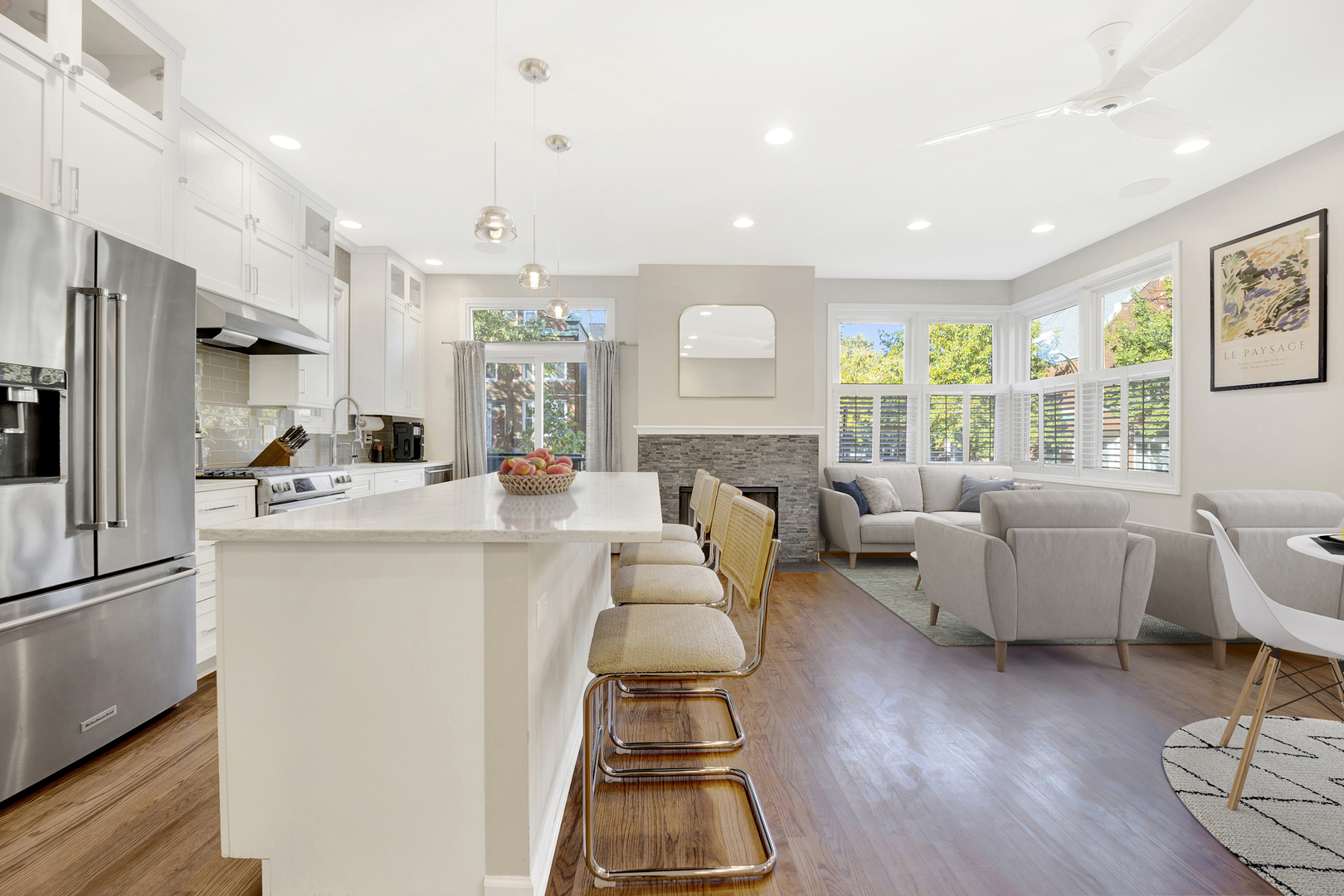 2057 W Mclean Avenue