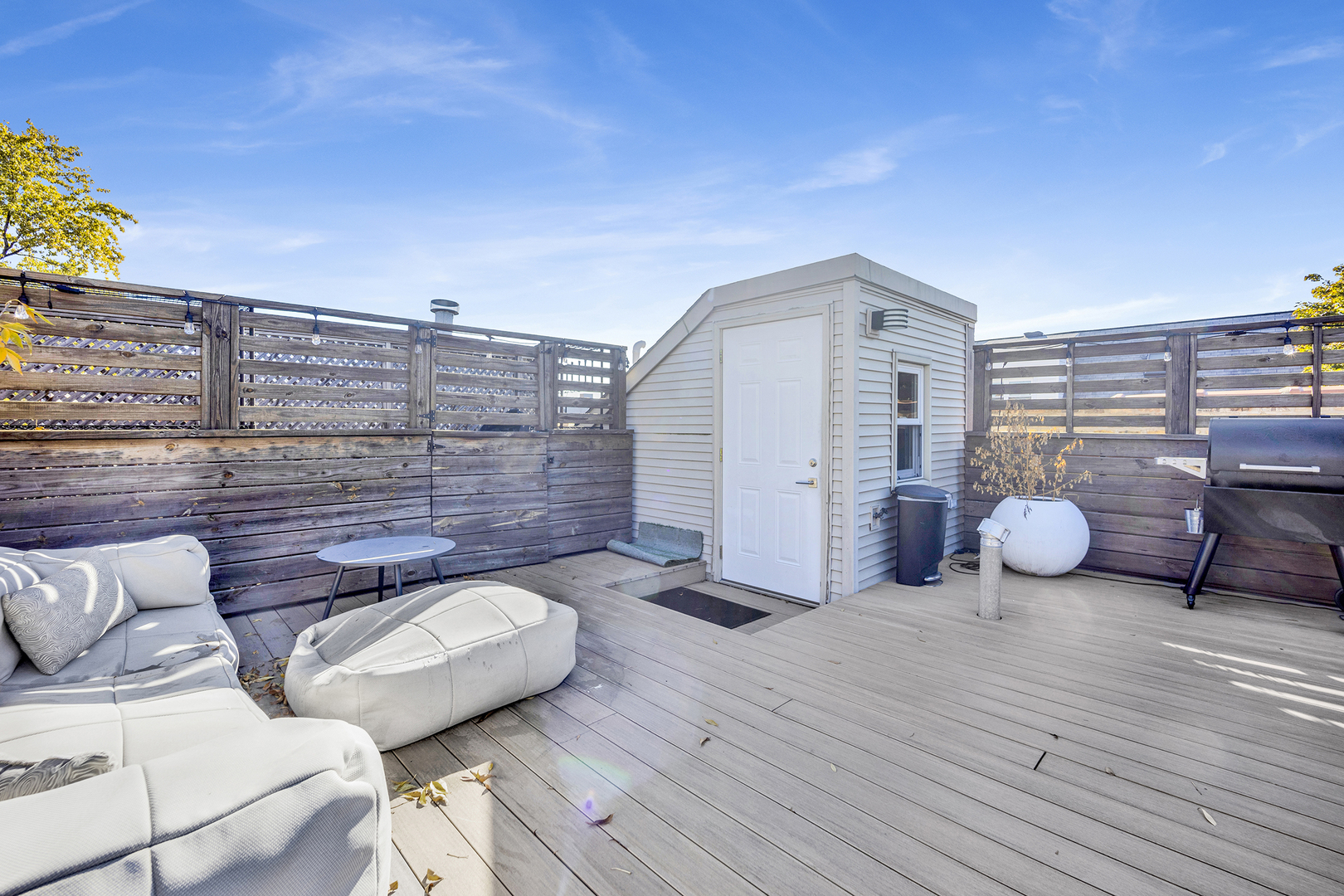 2057 W Mclean Avenue