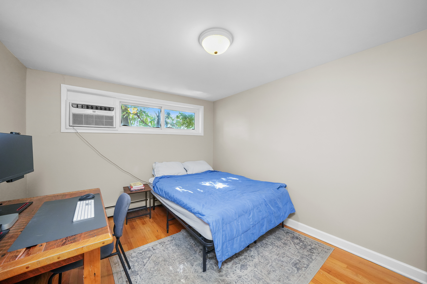 4258 N Greenview Avenue Unit: 3C