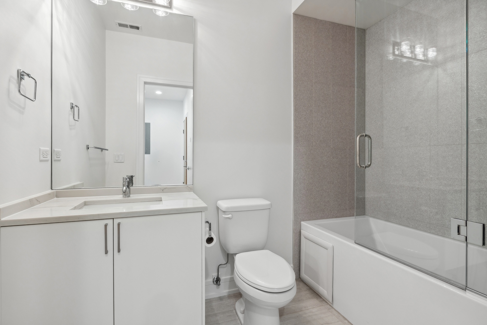 650 N Morgan Street Unit: 401