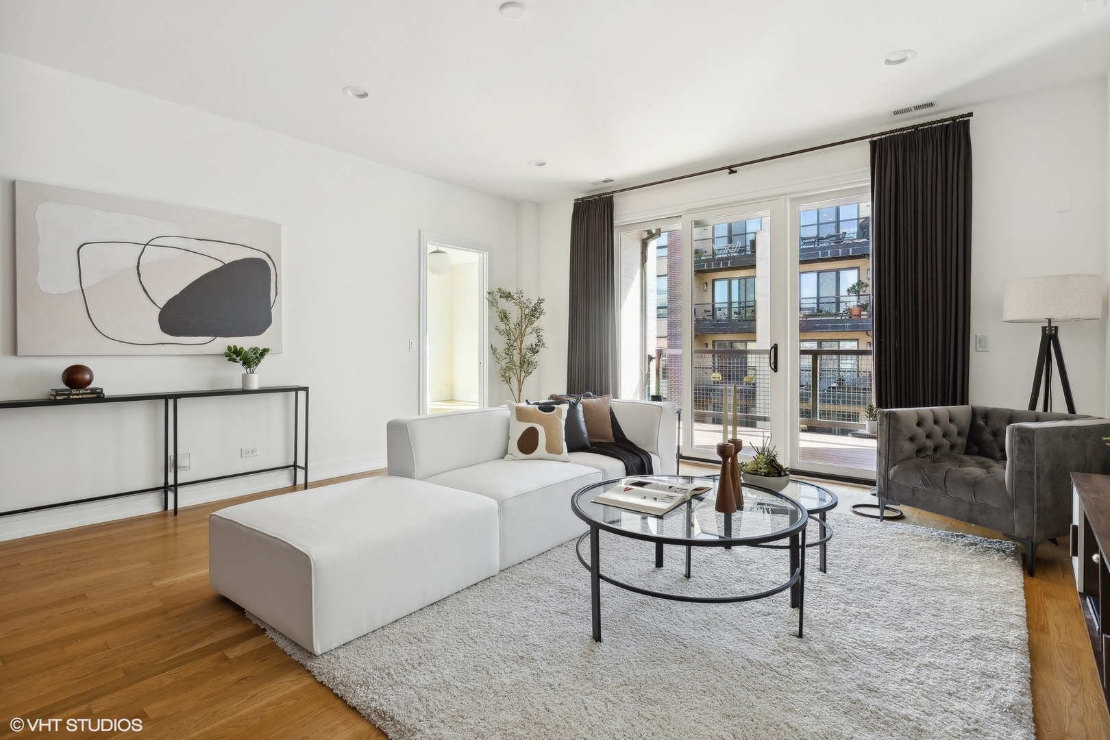 650 N Morgan Street Unit: 401