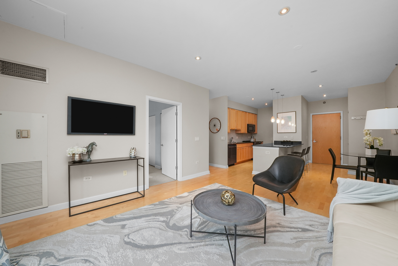 421 W Huron Street Unit: 1508