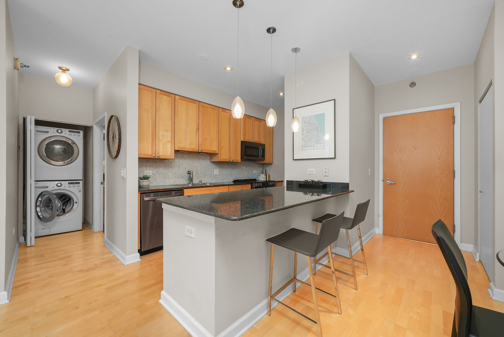 421 W Huron Street Unit: 1508