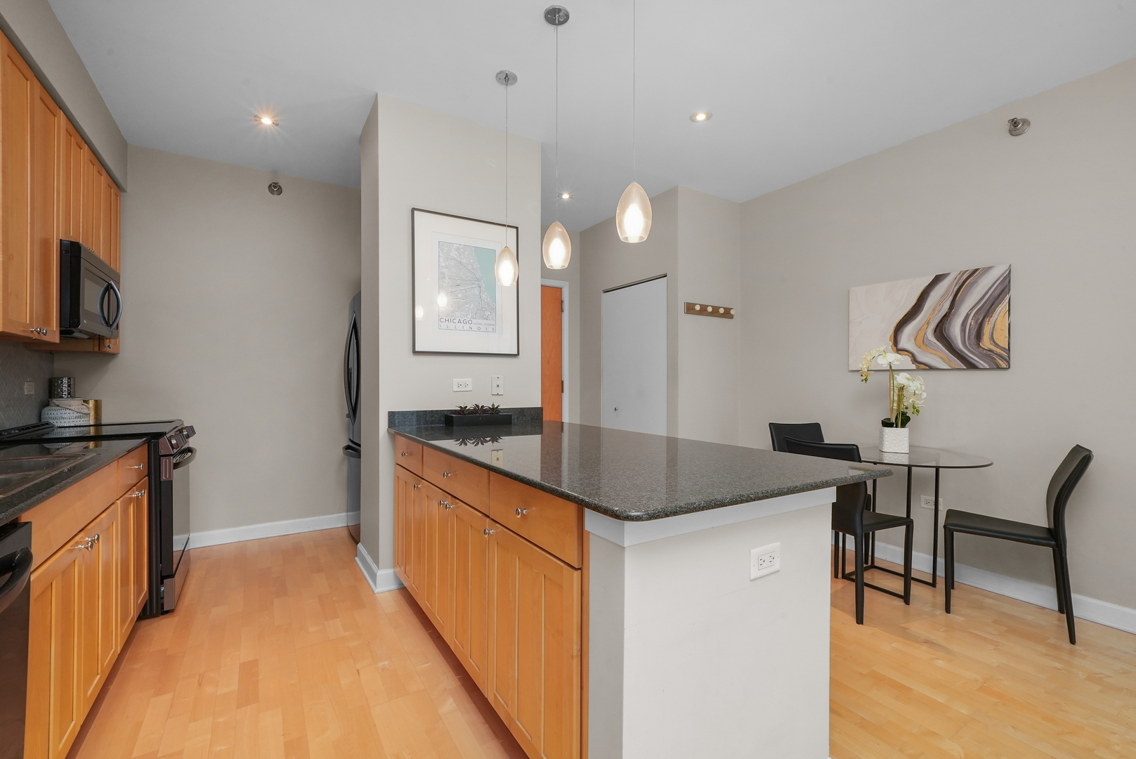 421 W Huron Street Unit: 1508