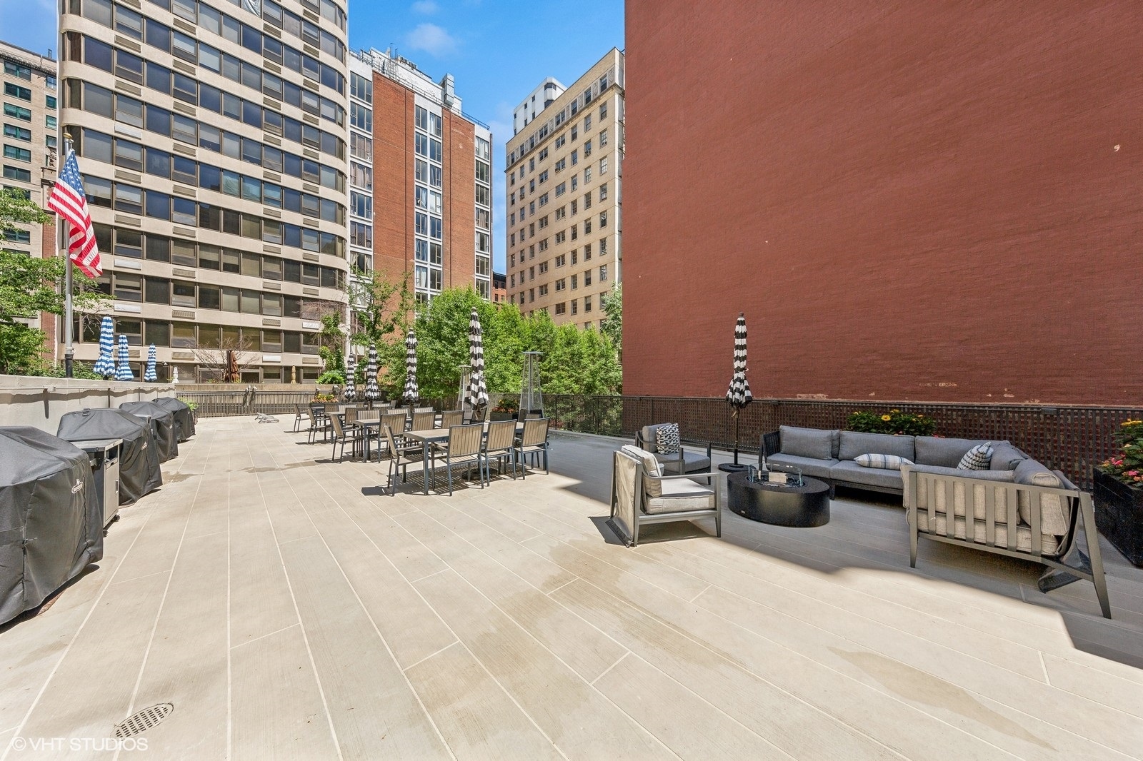 200 E DELAWARE Place Unit: 10F