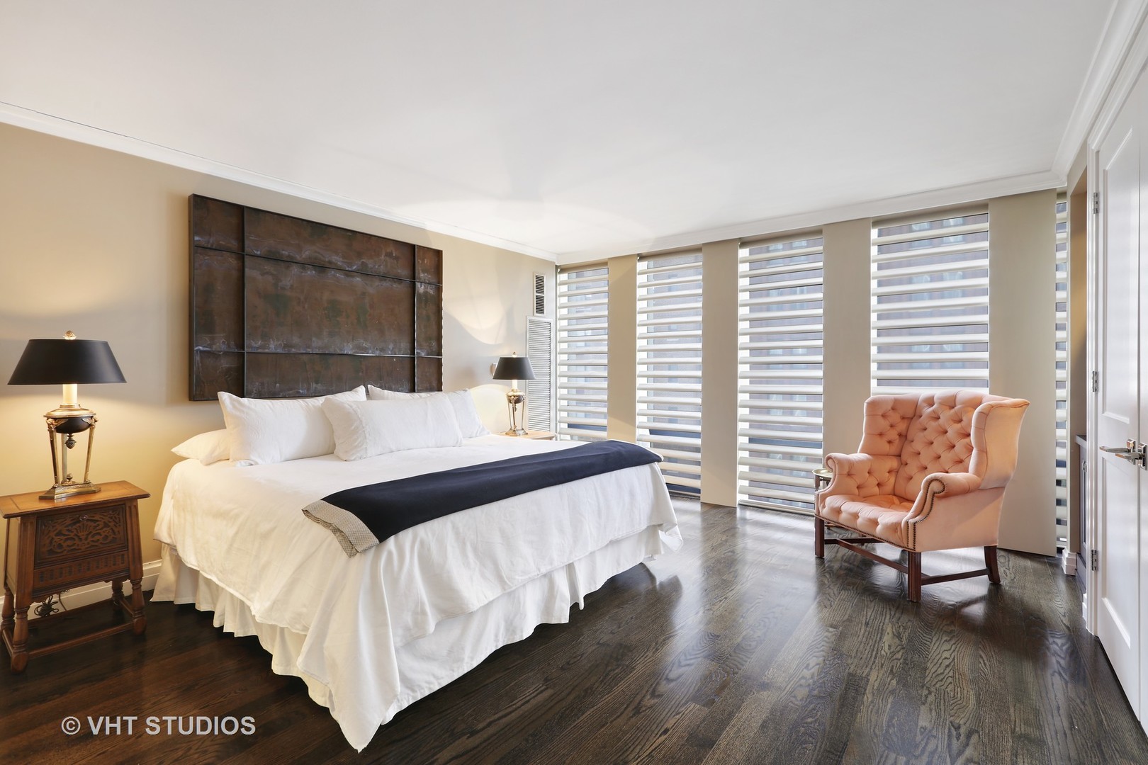 200 E DELAWARE Place Unit: 10F