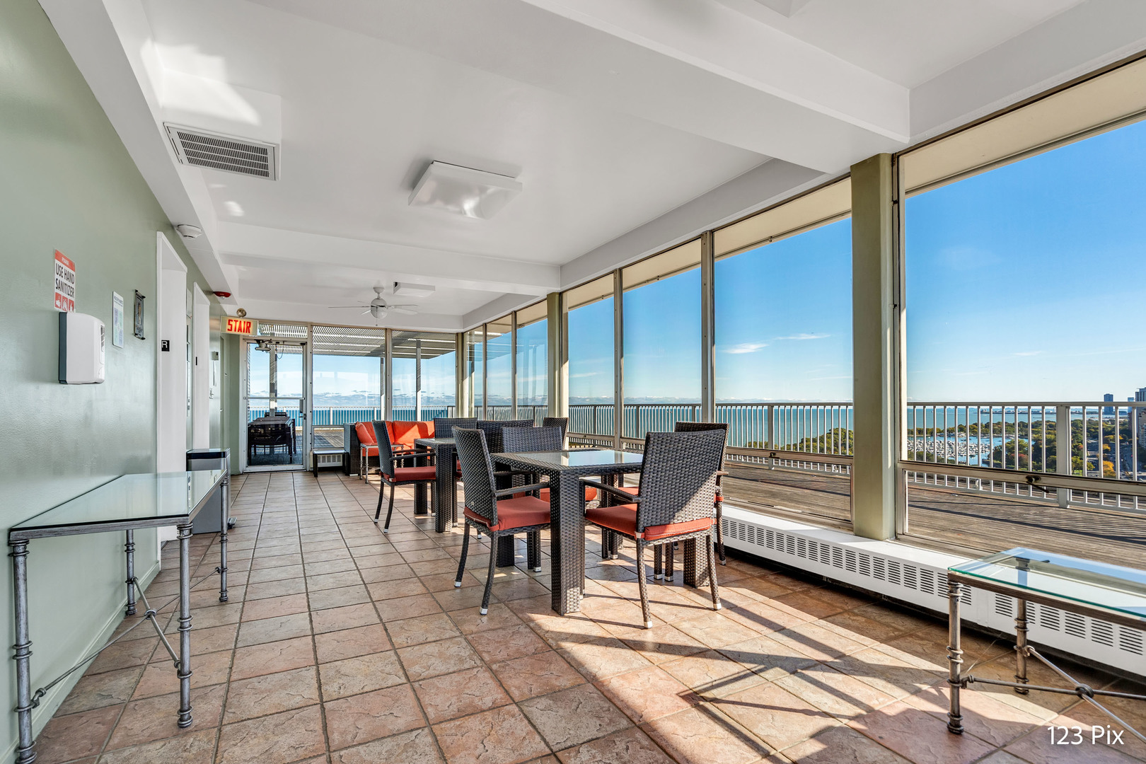 3900 N Lake Shore Drive Unit: 6J
