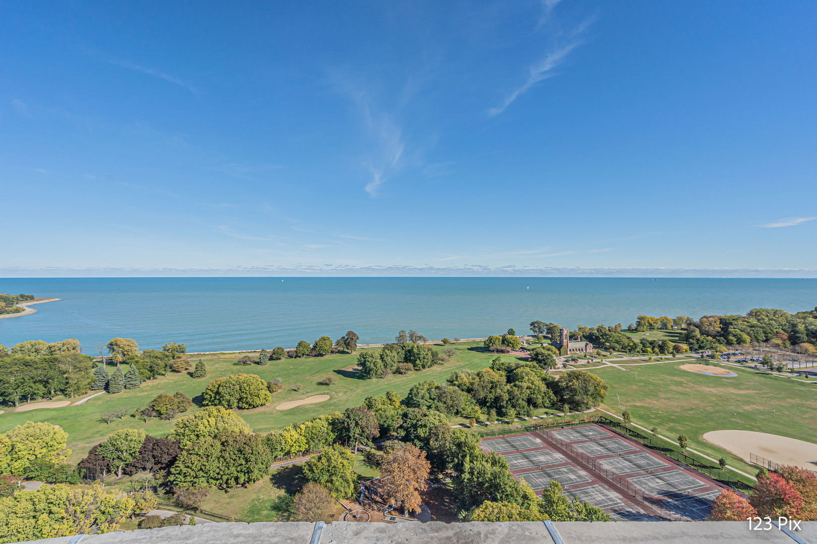 3900 N Lake Shore Drive Unit: 6J