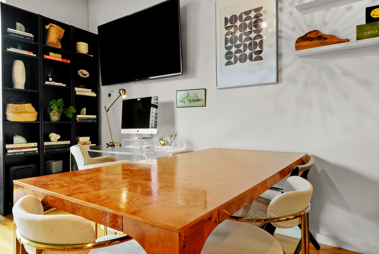 630 N Franklin Street Unit: 1002