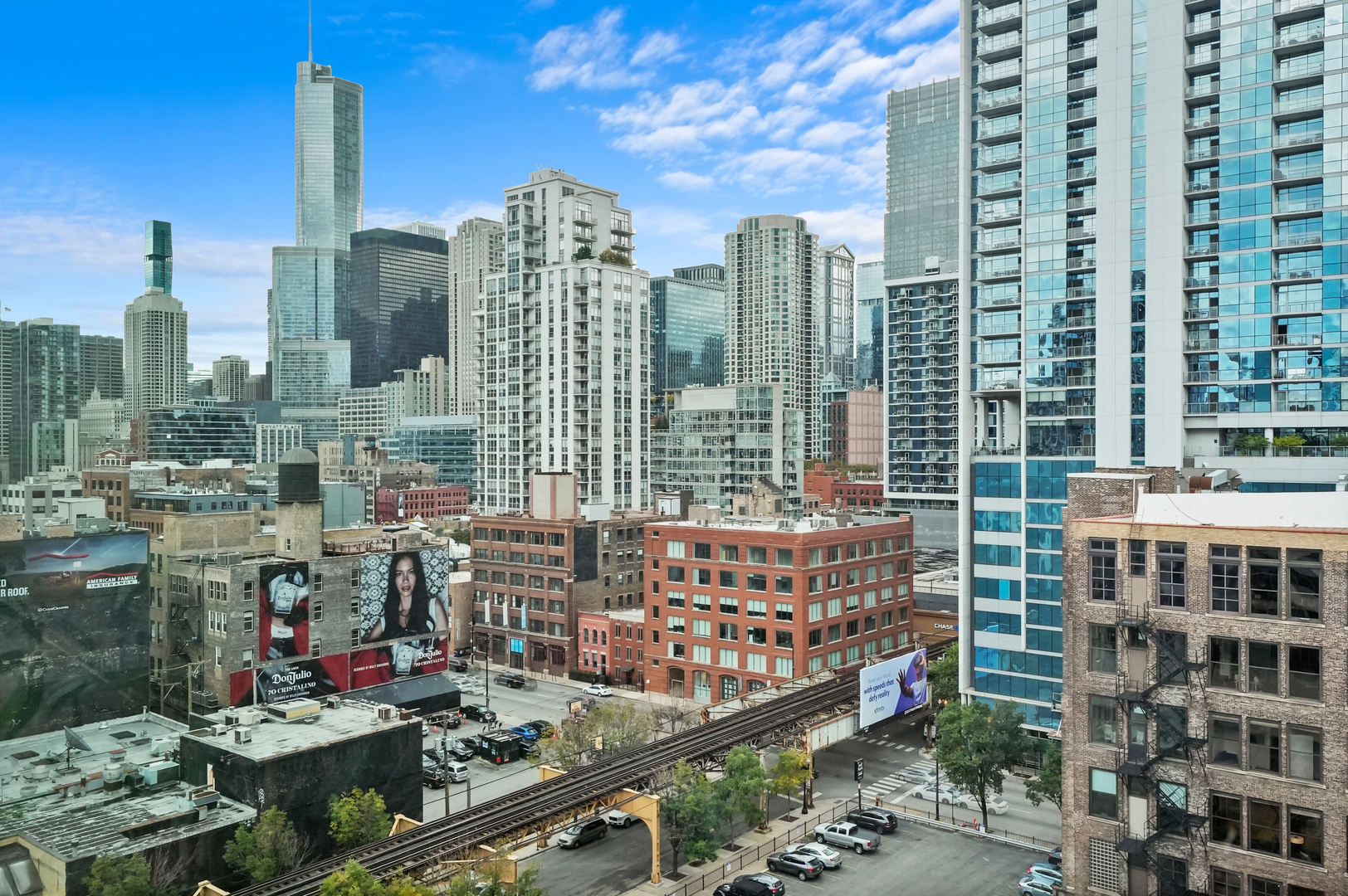 630 N Franklin Street Unit: 1002