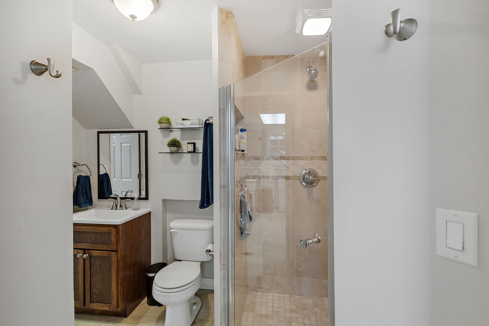 30W273 Claymore Lane