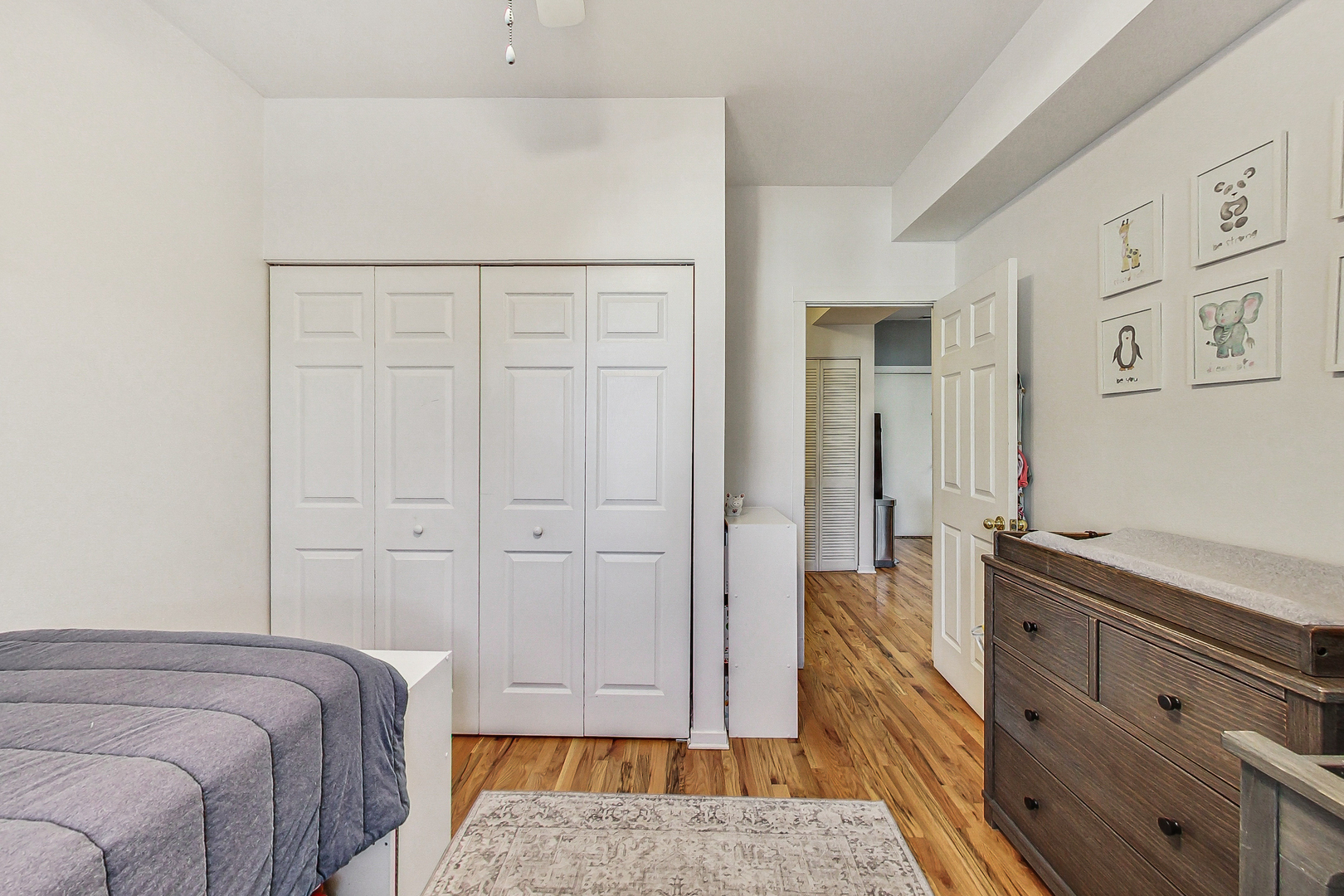 4309 N TROY Street Unit: 1