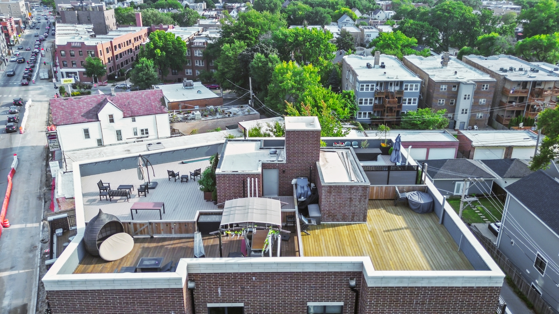2505 W Carmen Avenue Unit: 201