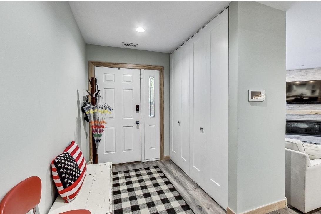 150 W Eugenie Street Unit: 12