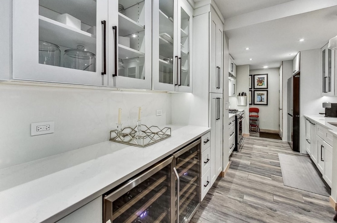 150 W Eugenie Street Unit: 12