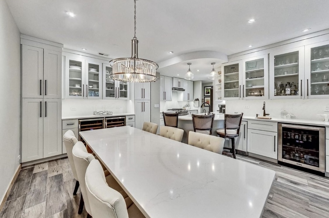 150 W Eugenie Street Unit: 12