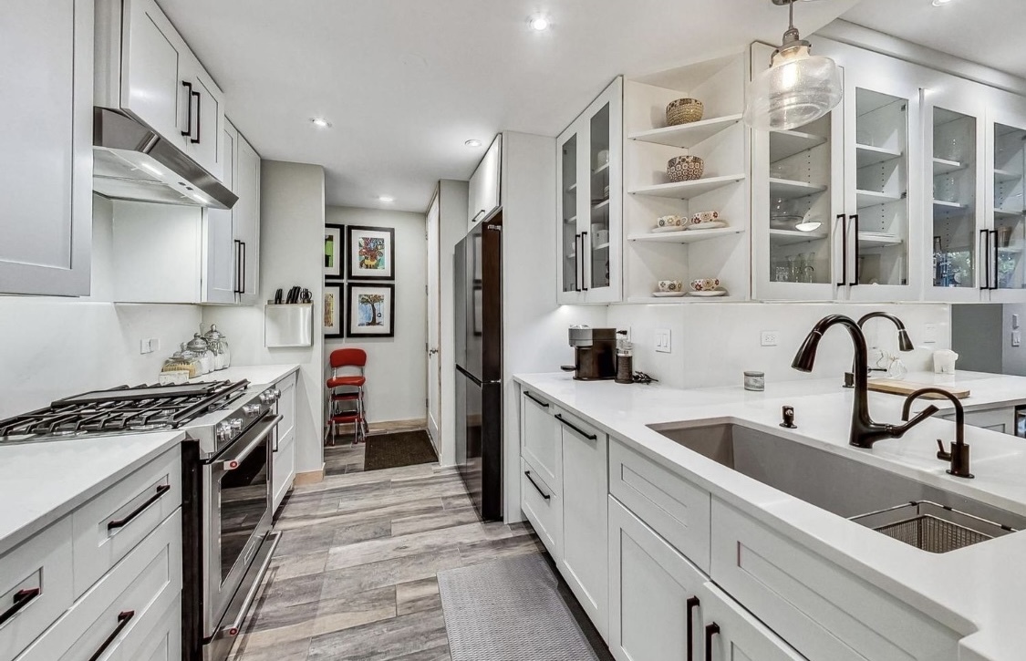 150 W Eugenie Street Unit: 12