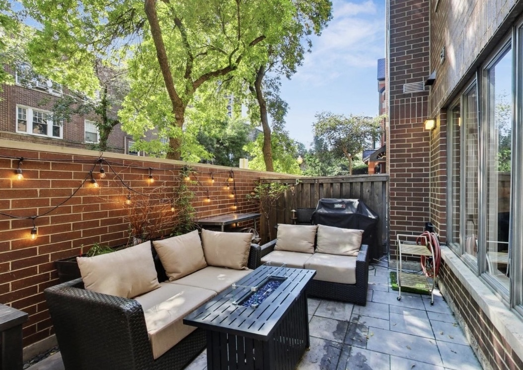 150 W Eugenie Street Unit: 12