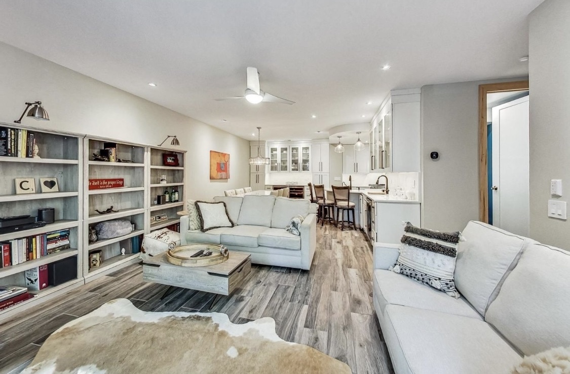 150 W Eugenie Street Unit: 12