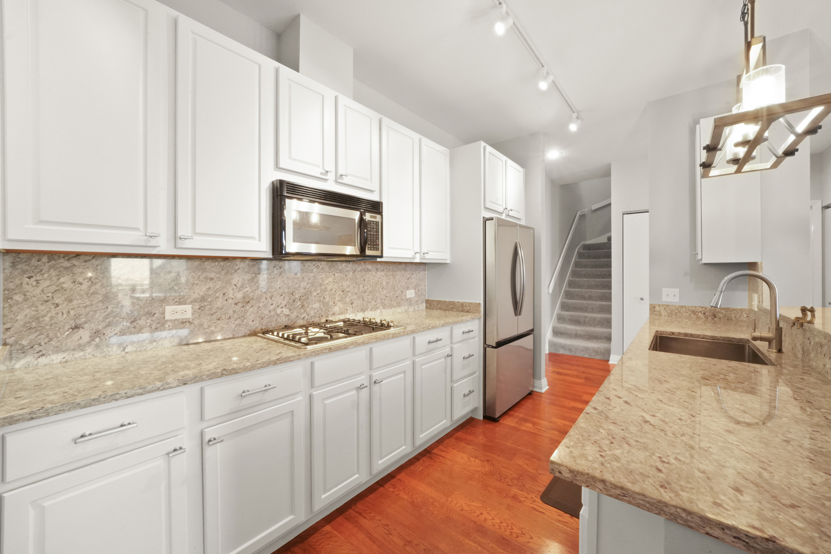 950 W Huron Street Unit: 602