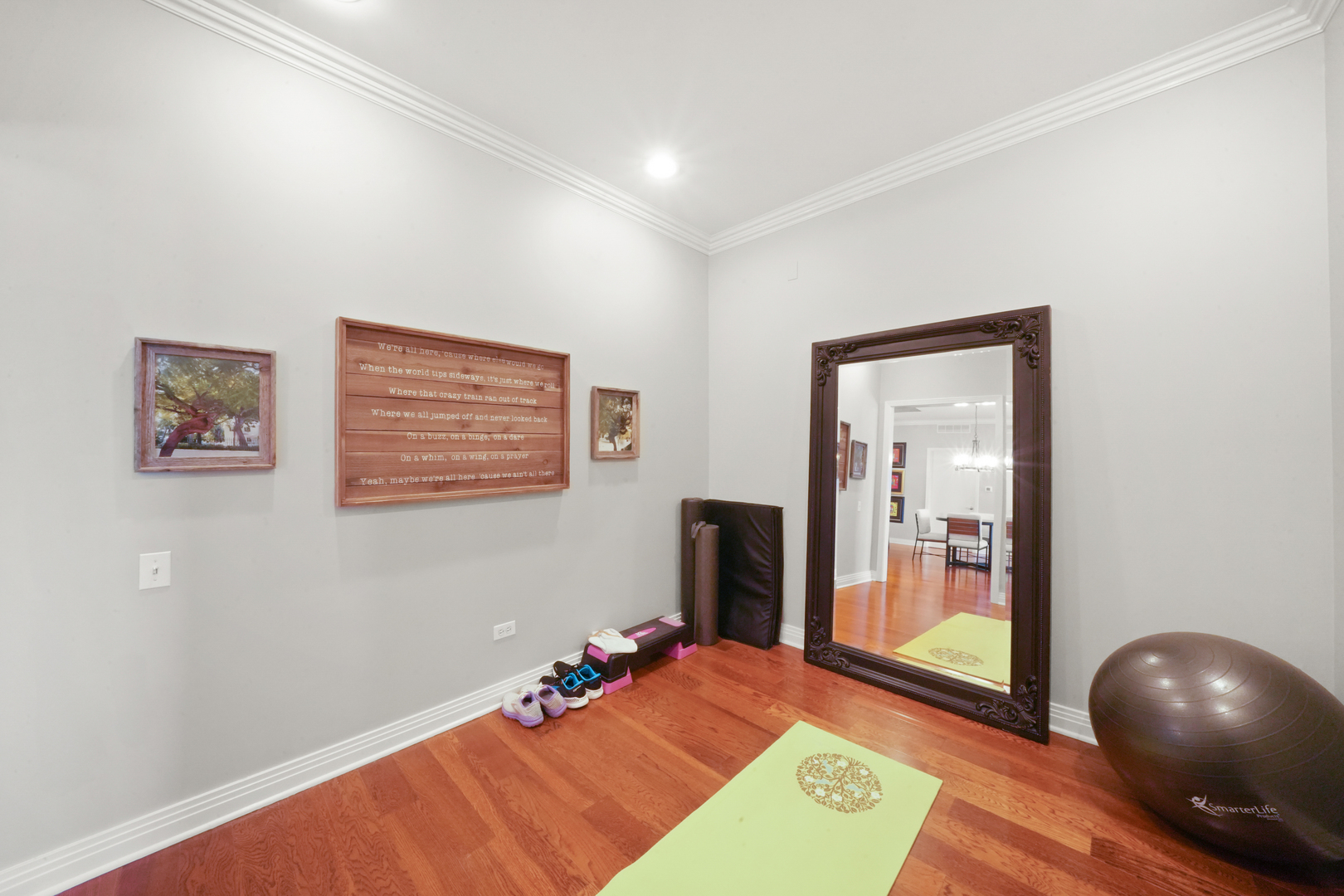 950 W Huron Street Unit: 602
