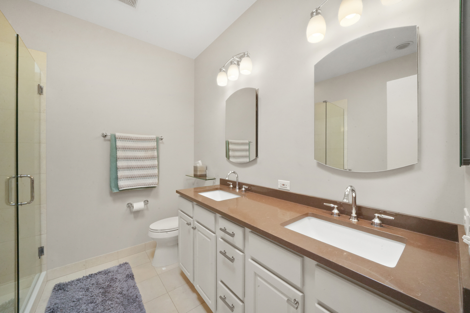 950 W Huron Street Unit: 602