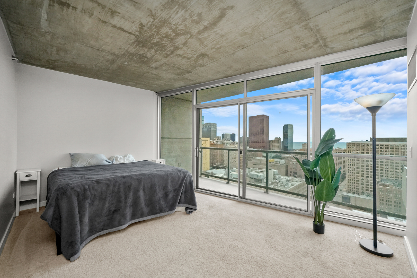 611 S Wells Street Unit: 2809