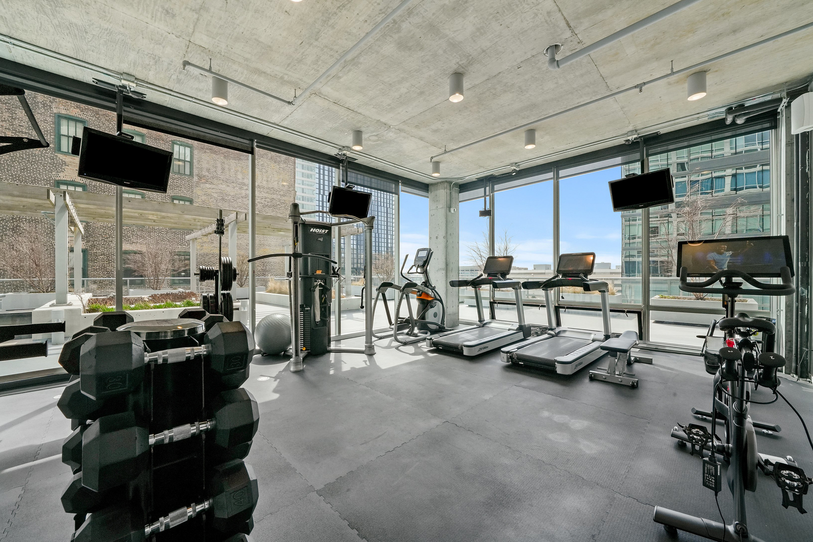 611 S Wells Street Unit: 2809