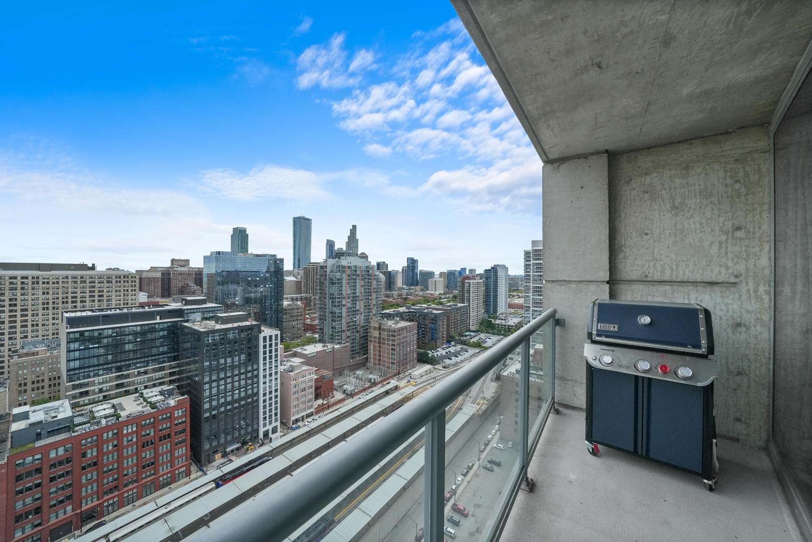 611 S Wells Street Unit: 2809