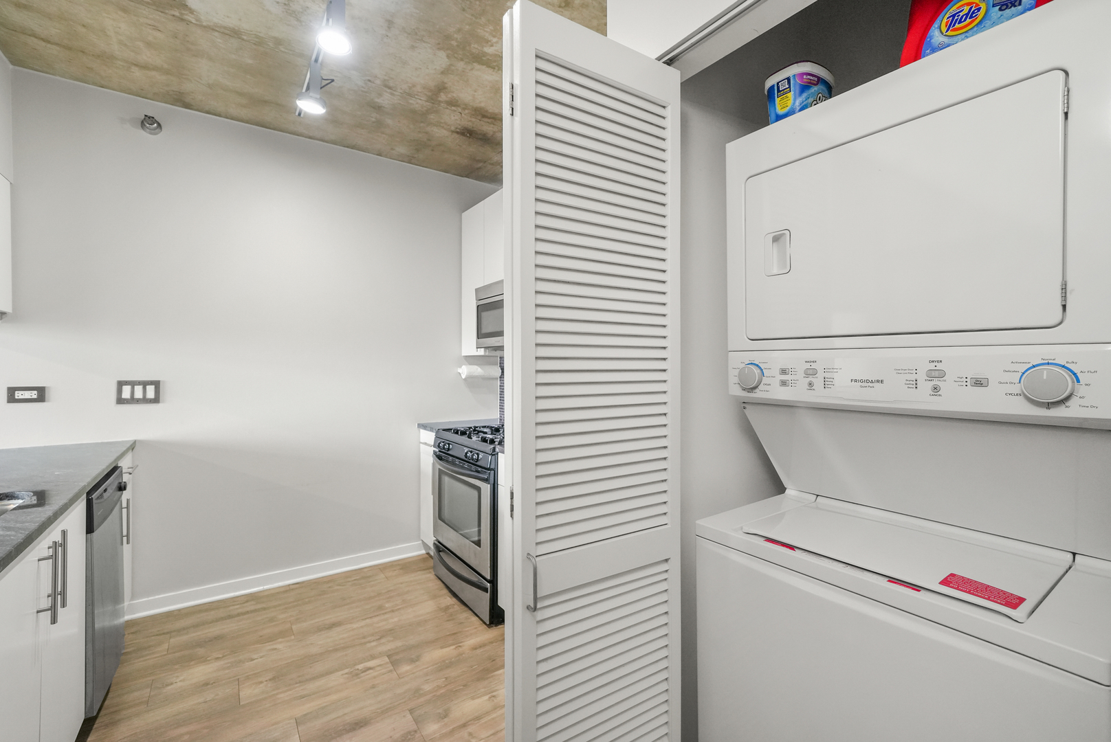611 S Wells Street Unit: 2809