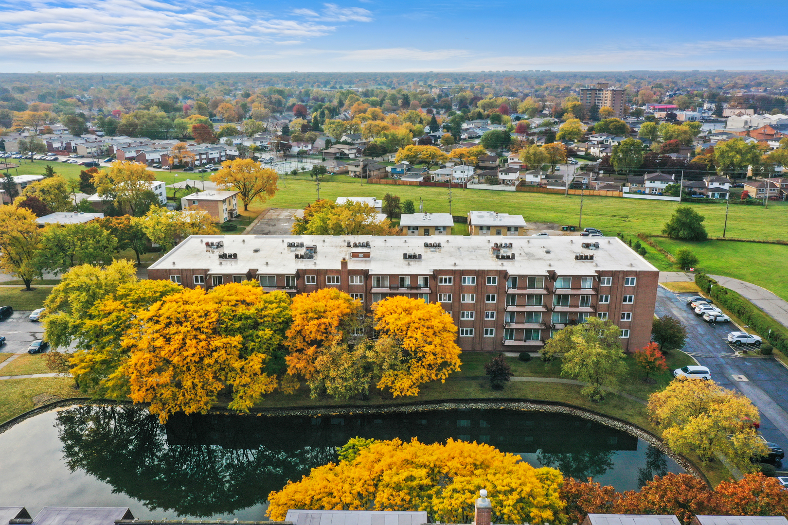 8100 W Foster Lane Unit: 403