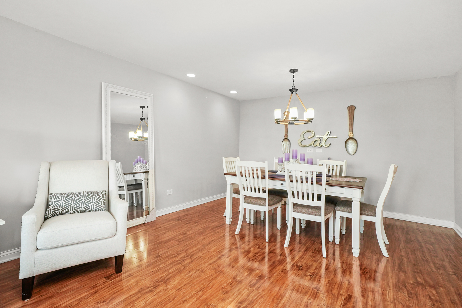 8100 W Foster Lane Unit: 403