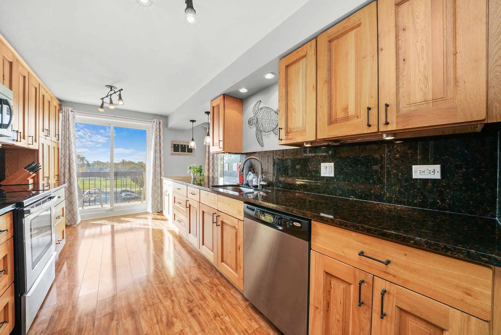 8100 W Foster Lane Unit: 403