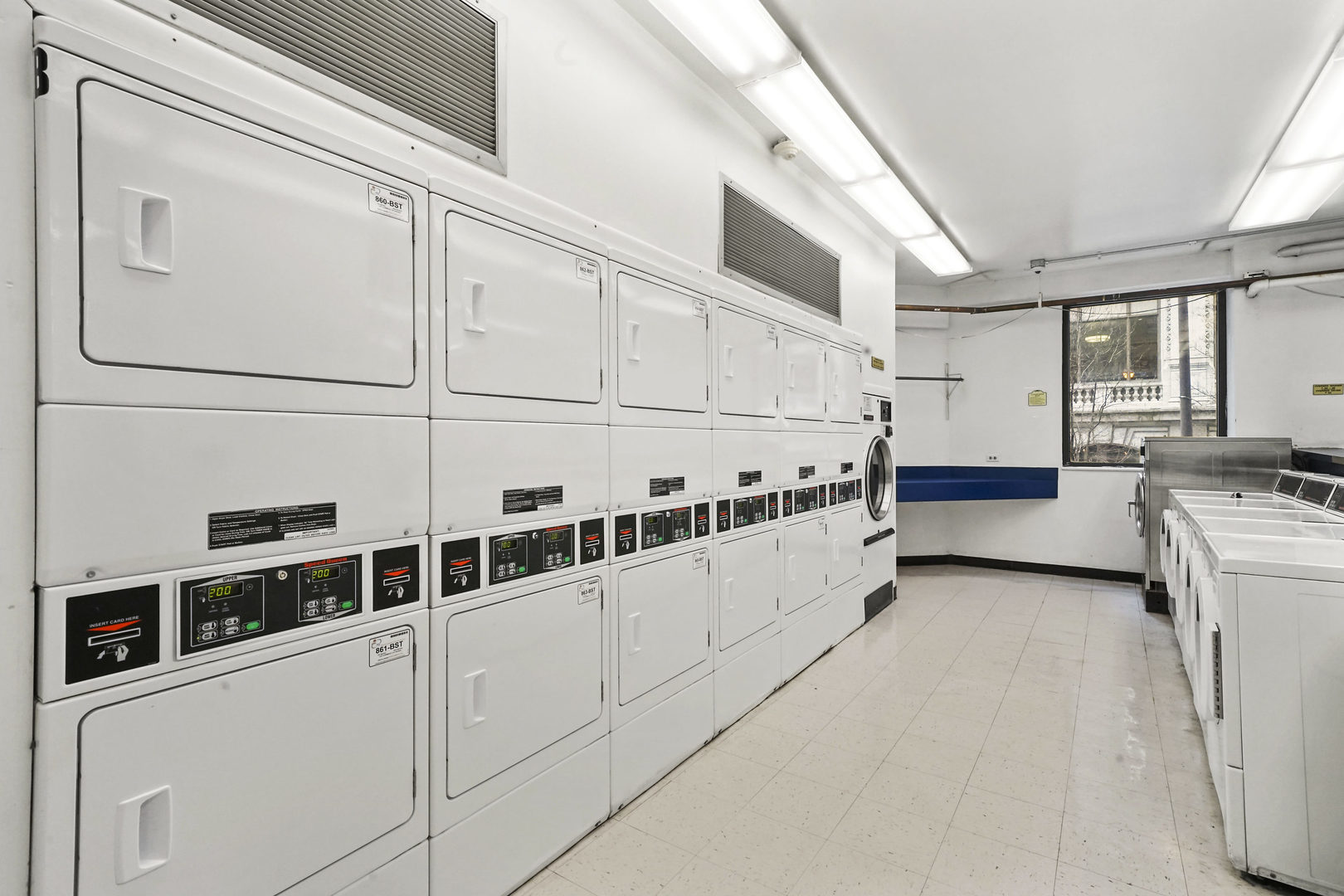 405 N WABASH Avenue Unit: 4808