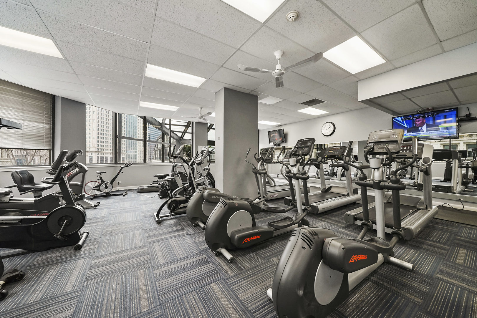 405 N WABASH Avenue Unit: 4808