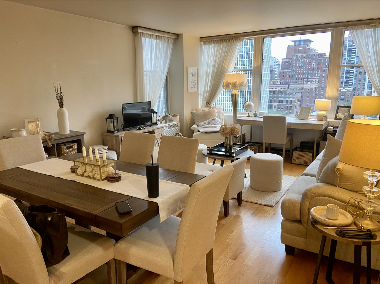 30 E Elm Street Unit: 14D