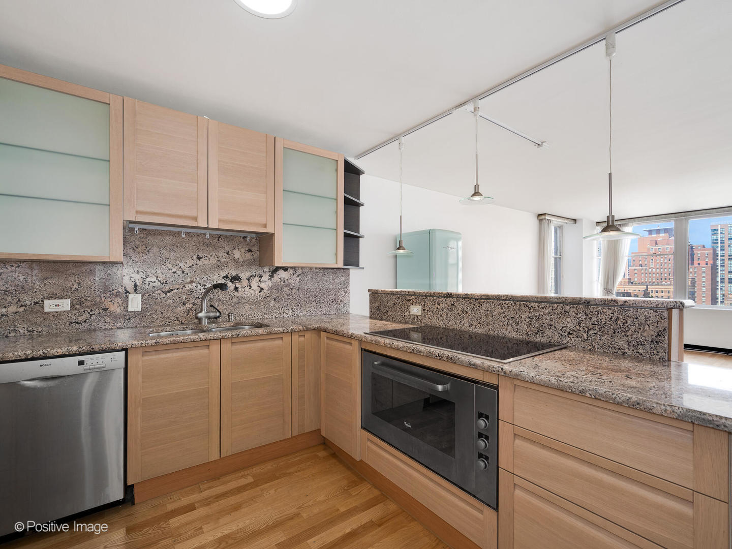 30 E Elm Street Unit: 14D