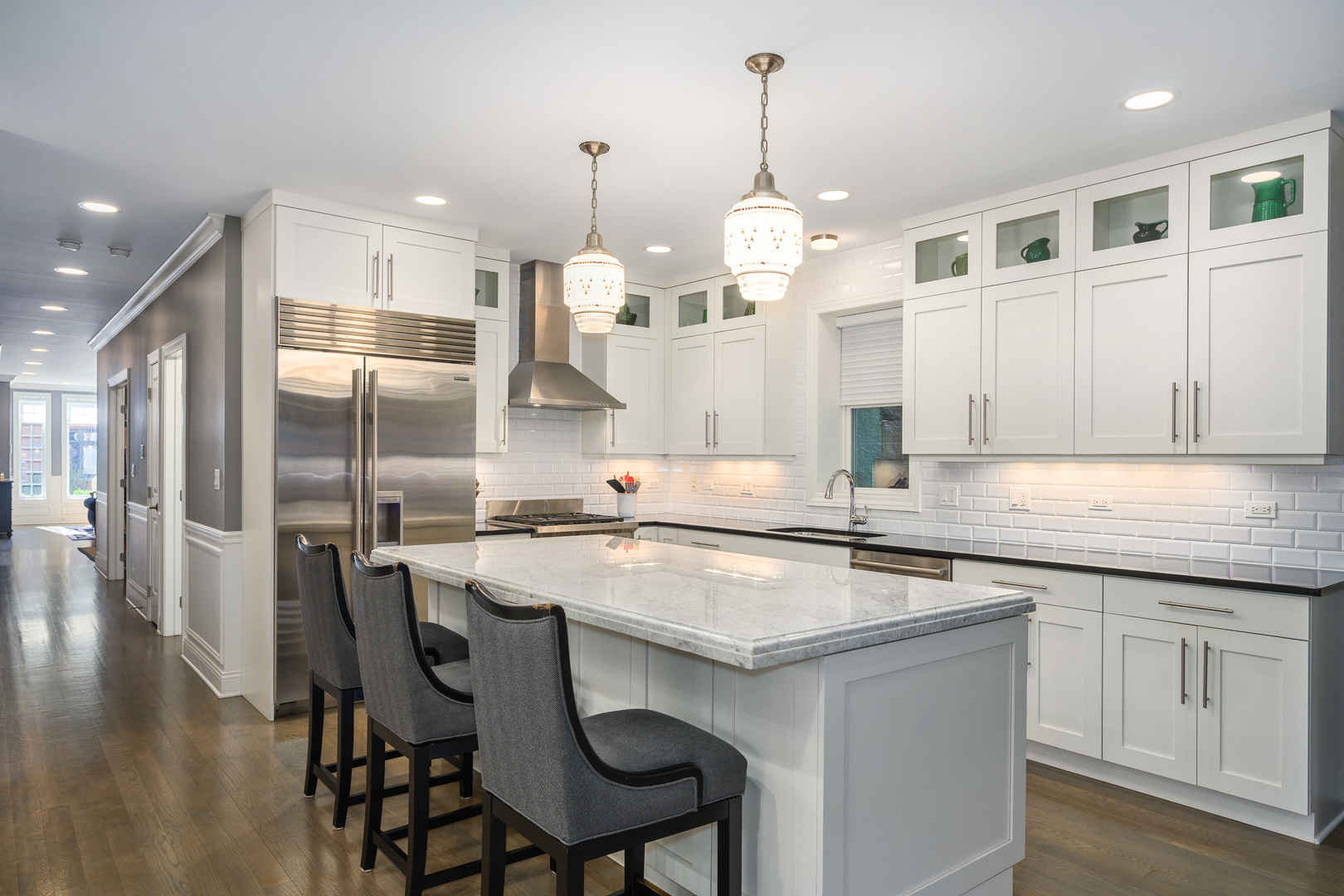 910 W Fullerton Avenue Unit: 1