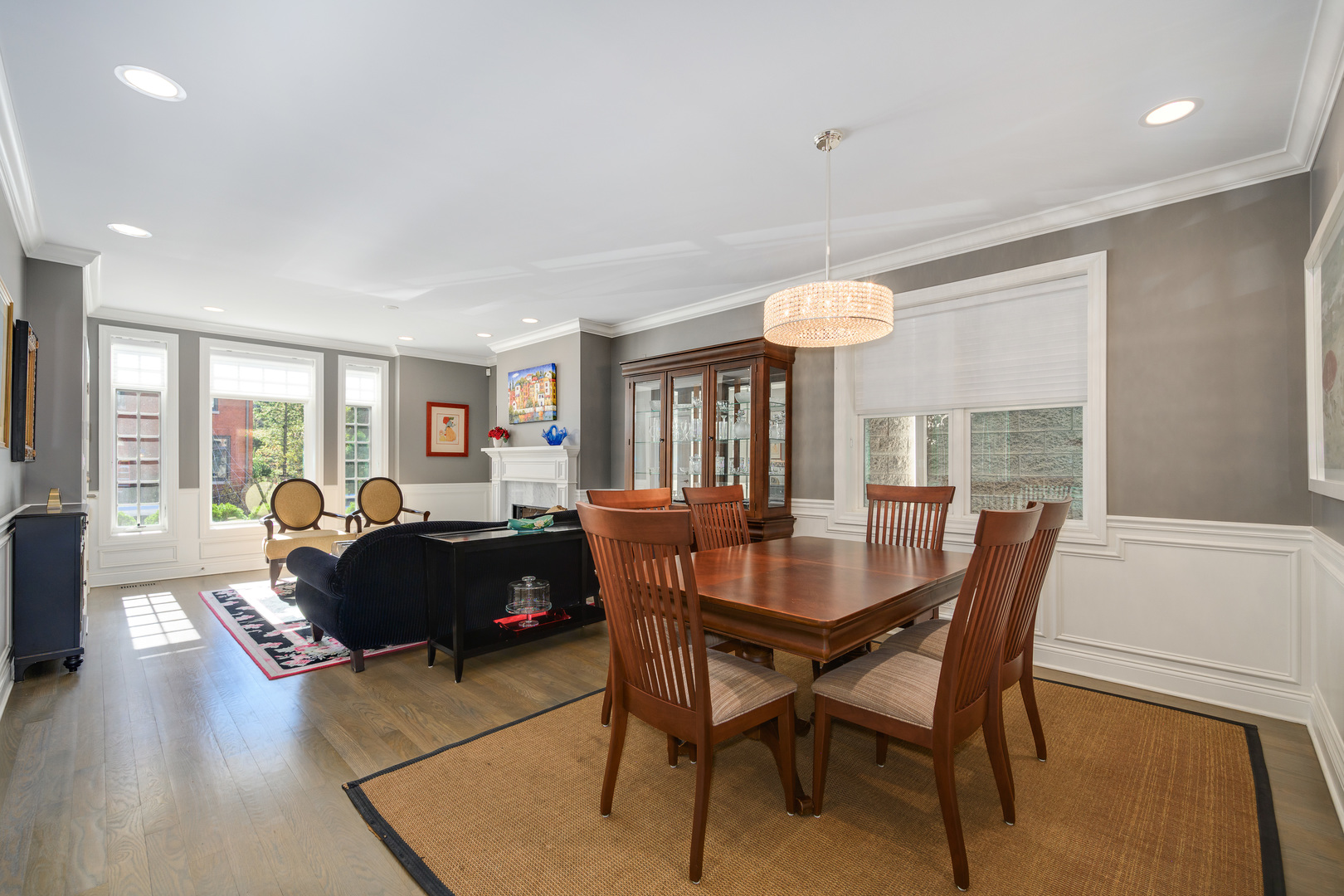 910 W Fullerton Avenue Unit: 1