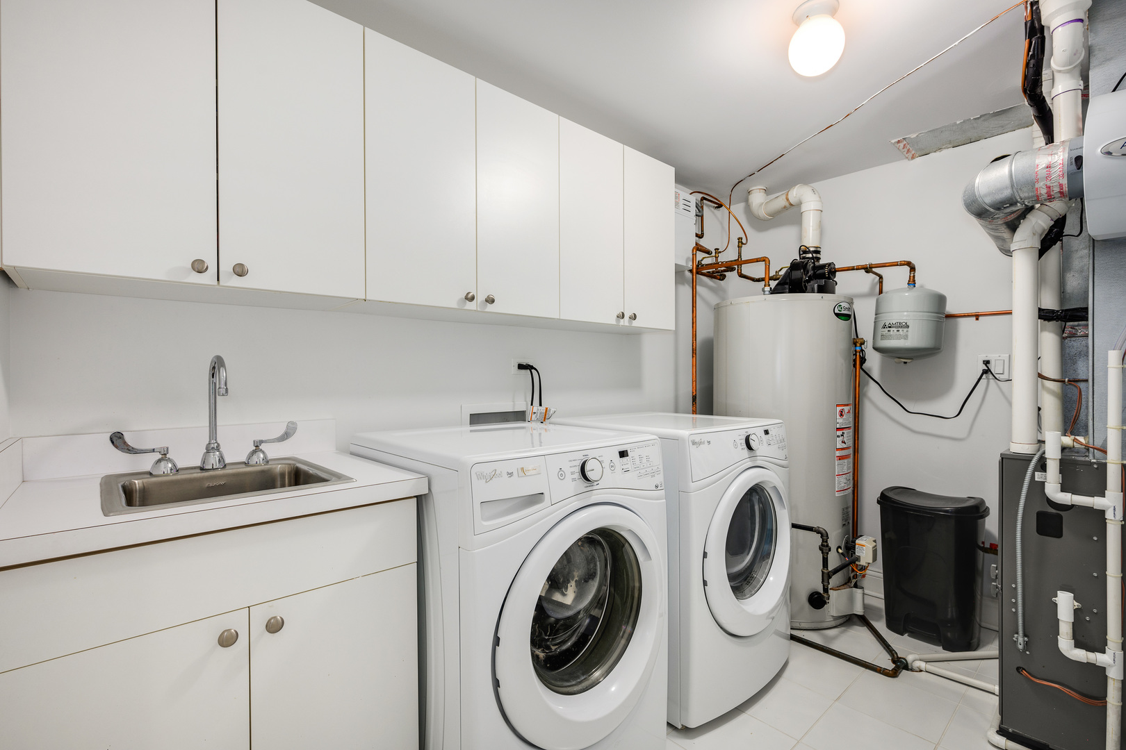 910 W Fullerton Avenue Unit: 1