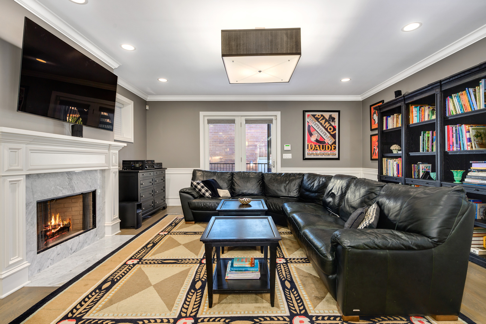 910 W Fullerton Avenue Unit: 1