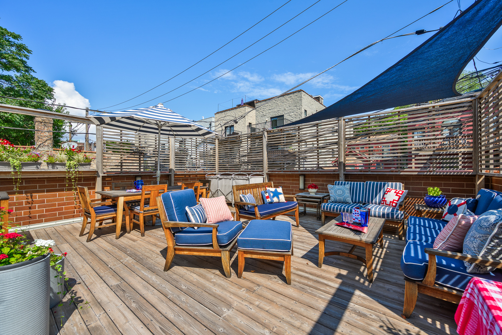 910 W Fullerton Avenue Unit: 1