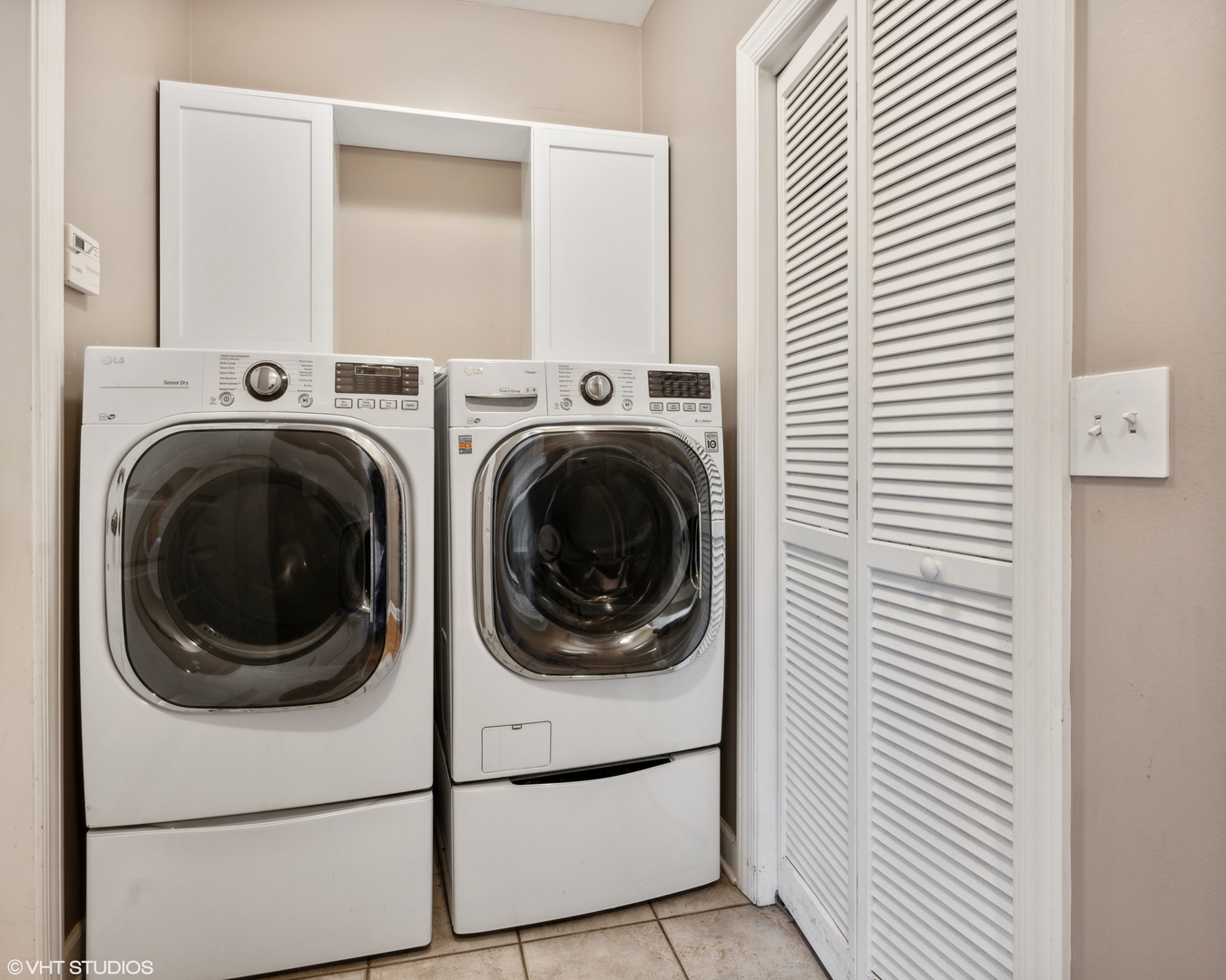 4709 N Rockwell Street Unit: 3