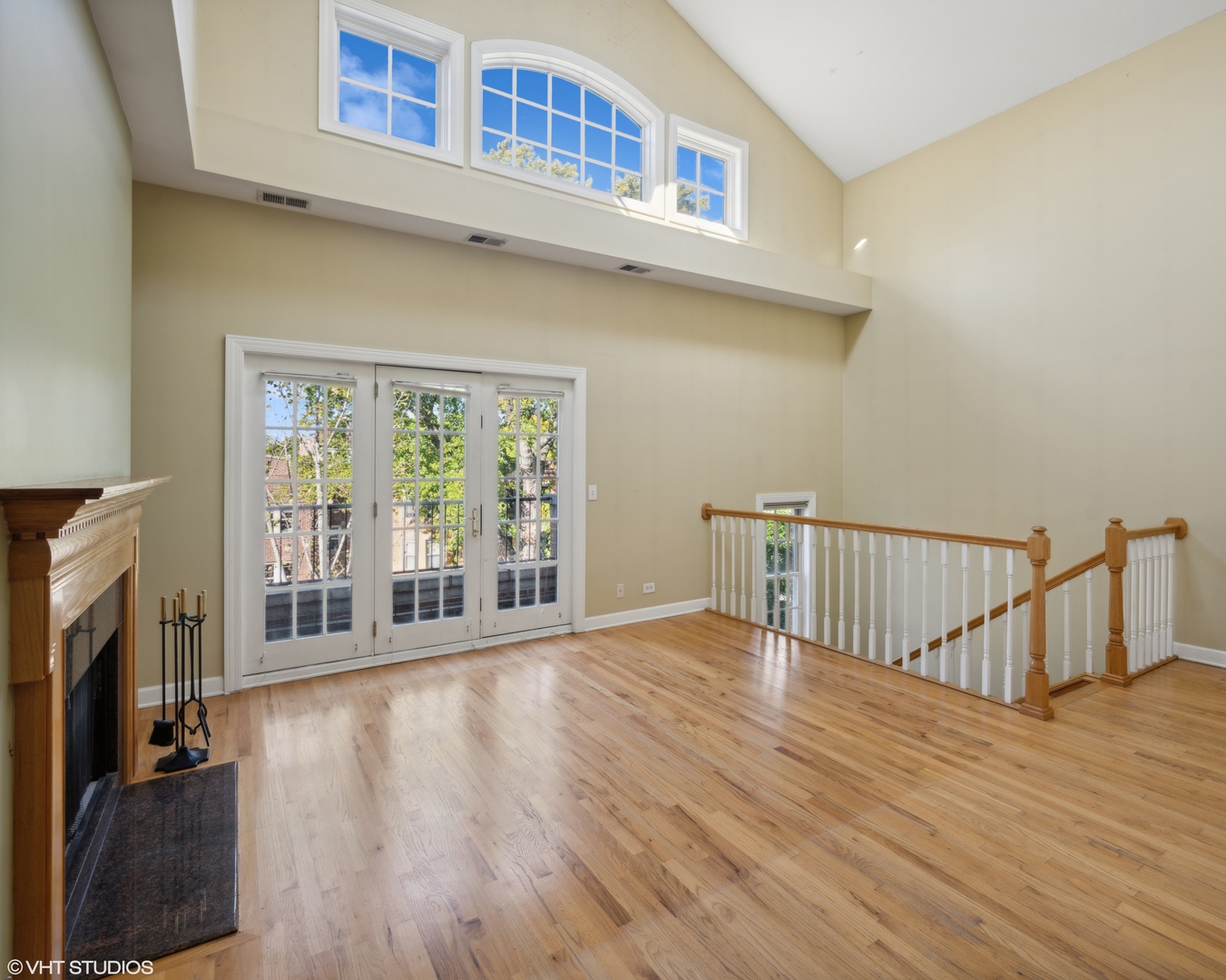 4709 N Rockwell Street Unit: 3