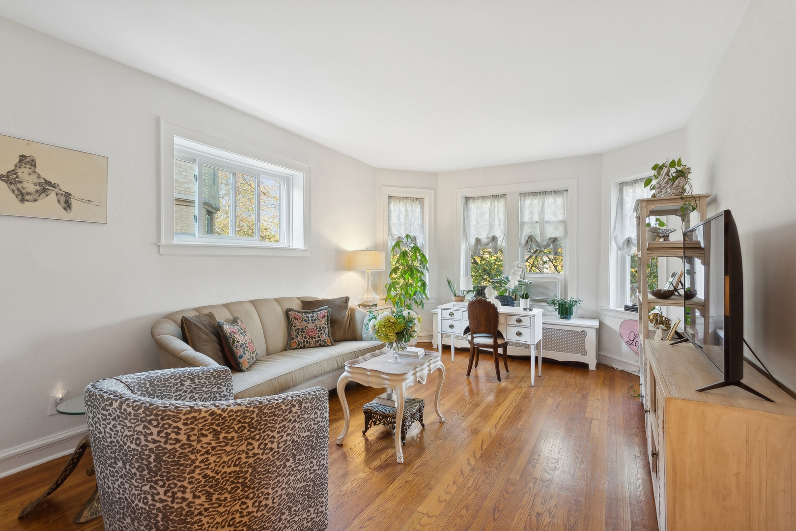 1610 Monroe Street Unit: 3E