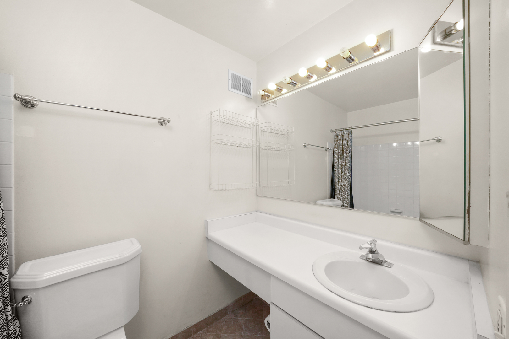 474 N LAKE SHORE Drive Unit: 1704