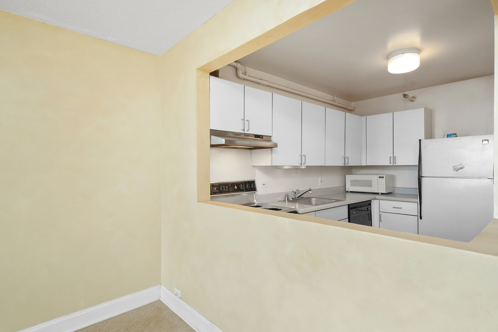 474 N LAKE SHORE Drive Unit: 1704