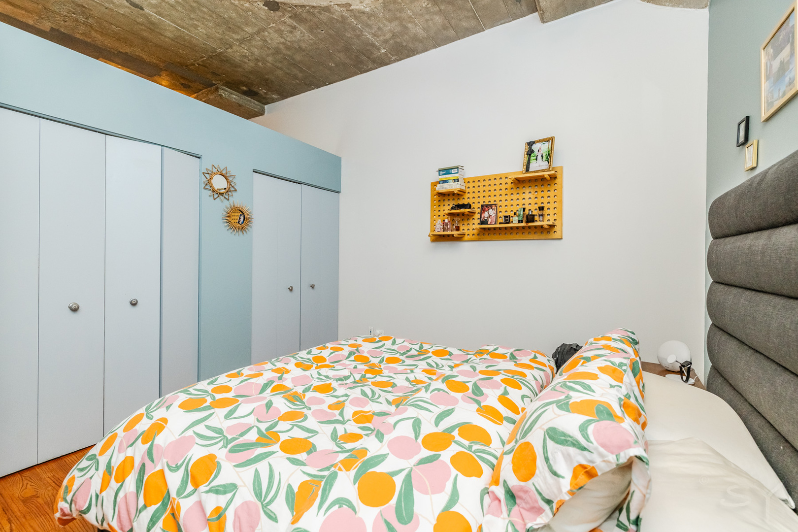 1151 W 14th Place Unit: 103