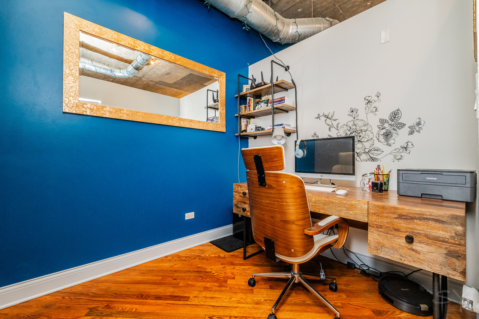 1151 W 14th Place Unit: 103