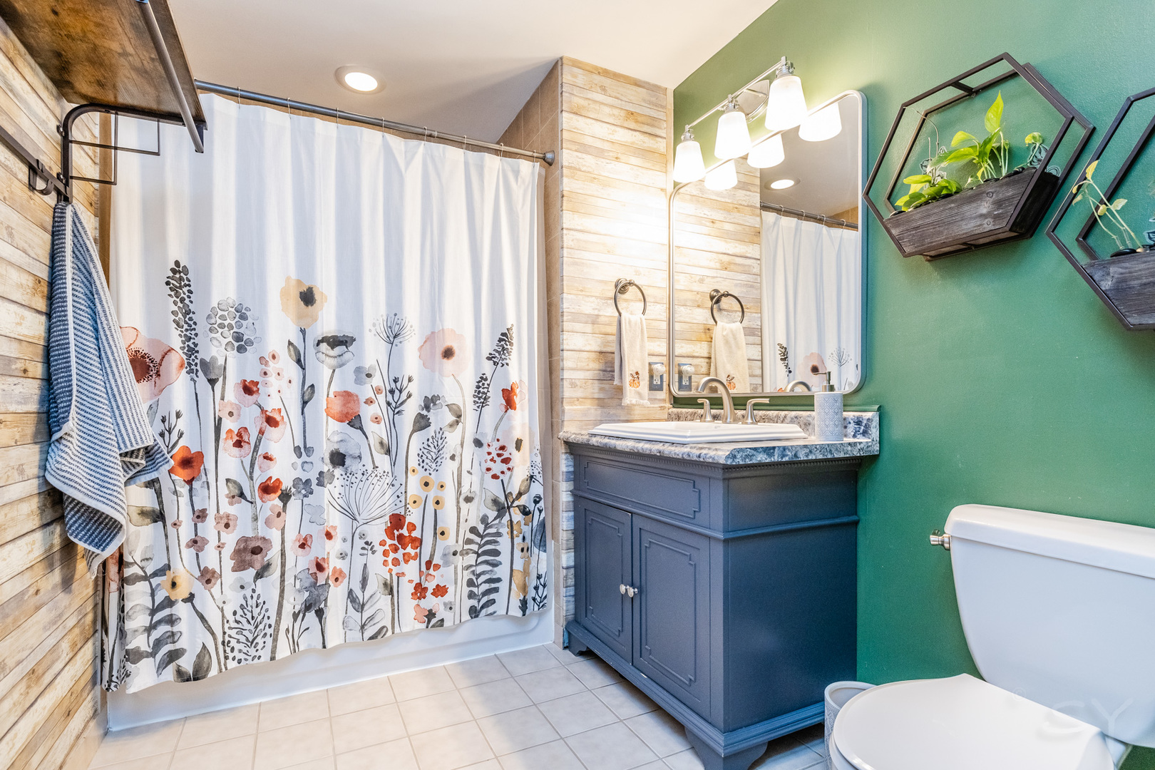 1151 W 14th Place Unit: 103